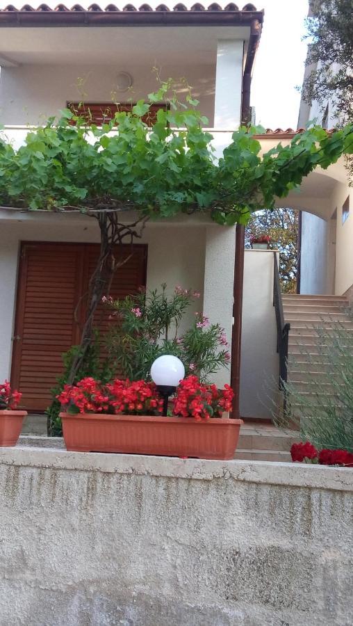 Štinjan-Studio apartment Petrić Pula Bagian luar foto