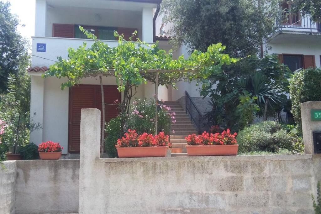 Štinjan-Studio apartment Petrić Pula Bagian luar foto