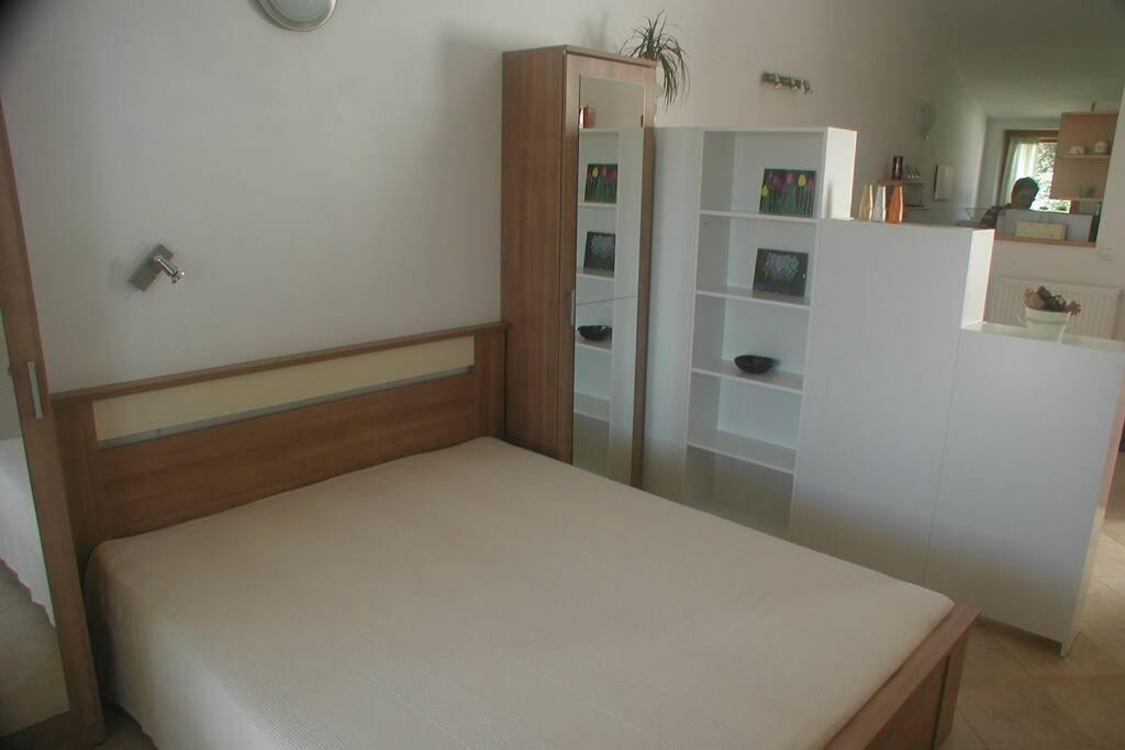 Štinjan-Studio apartment Petrić Pula Bagian luar foto